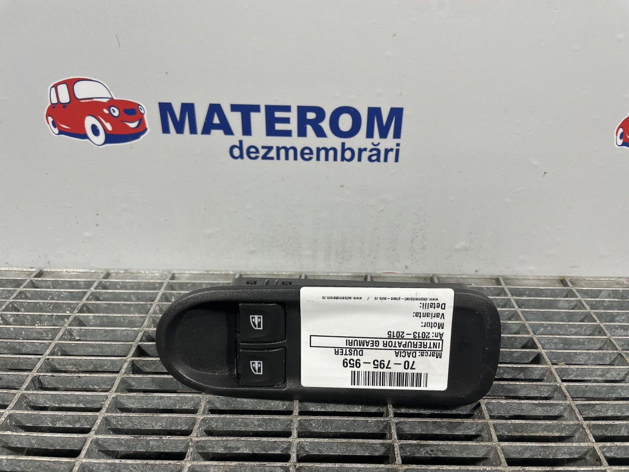 INTRERUPATOR GEAMURI DACIA DUSTER DUSTER - - (2013 2017)