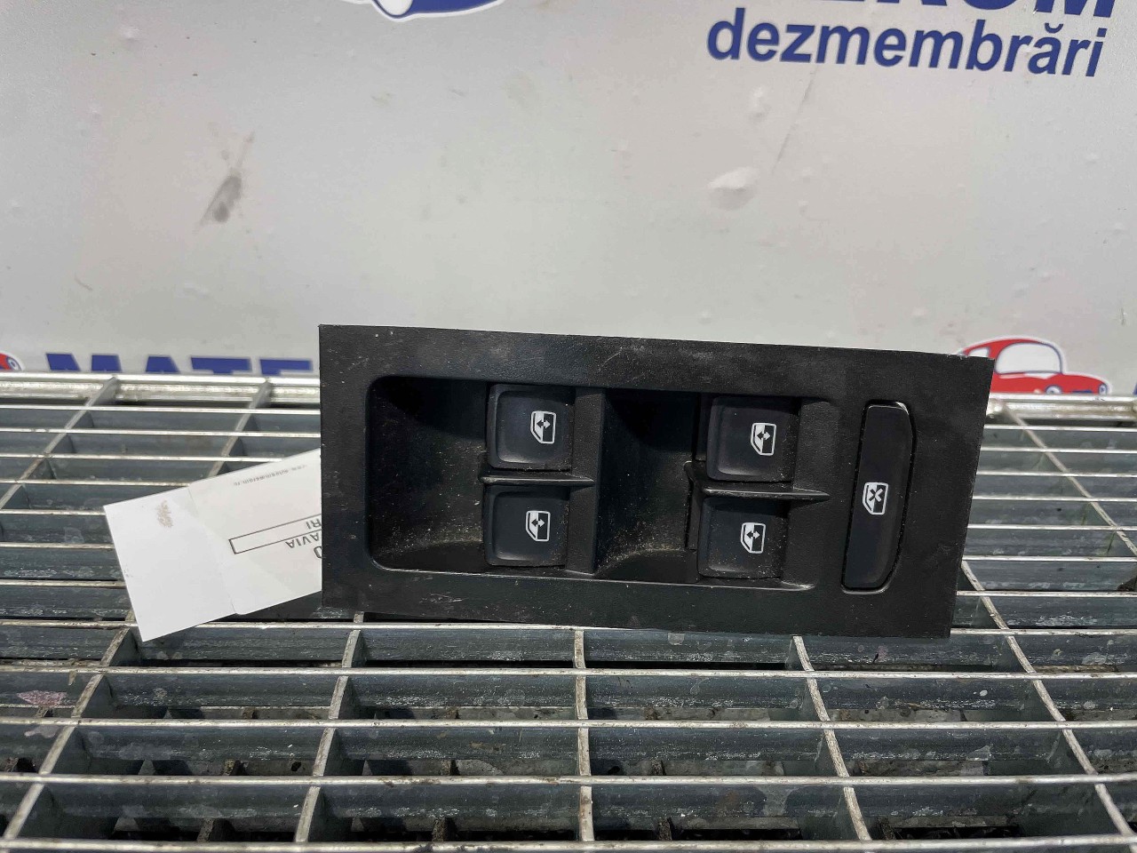 INTRERUPATOR GEAMURI SKODA OCTAVIA - - (2017 2019)