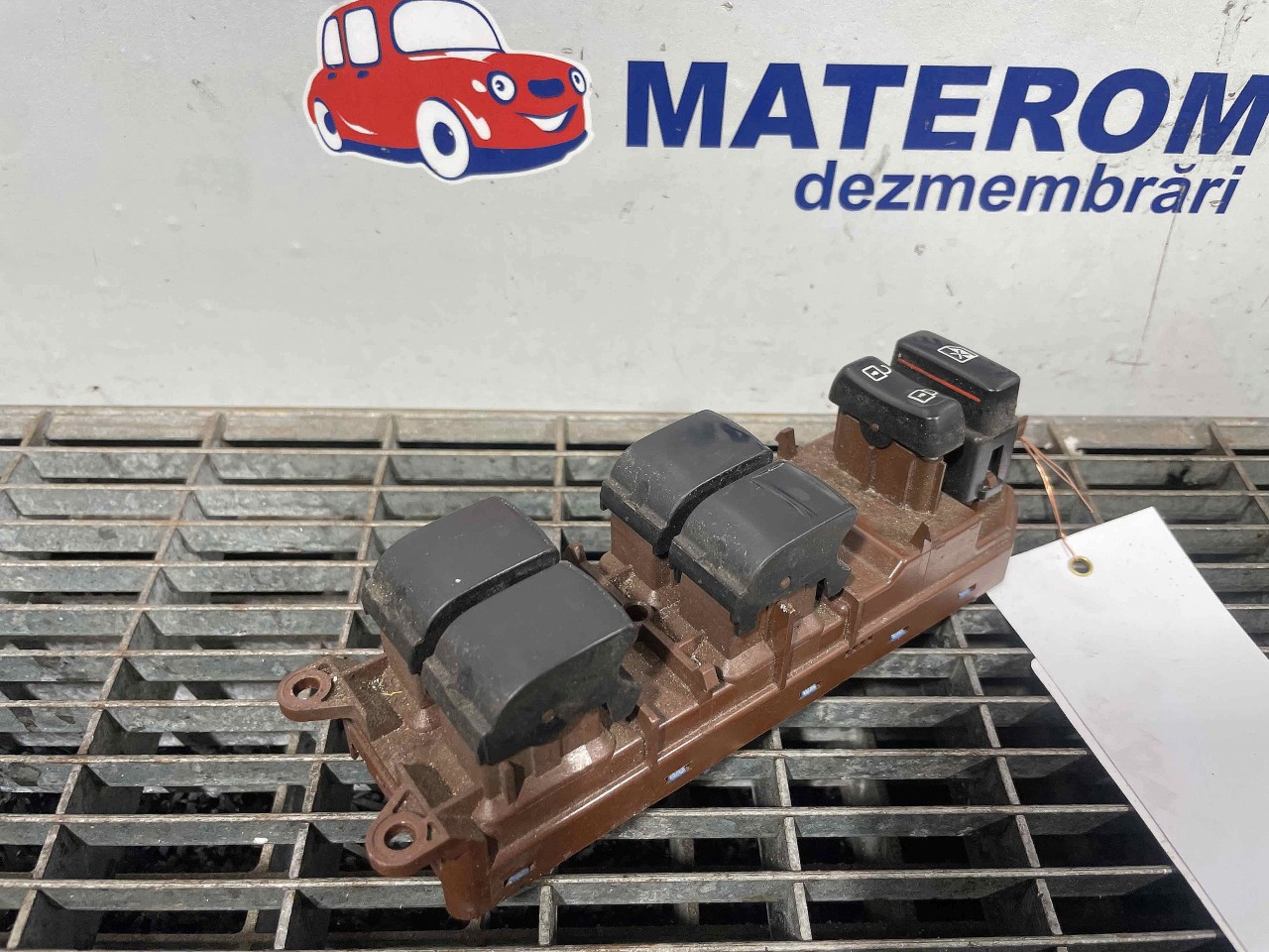 INTRERUPATOR GEAMURI TOYOTA AVENSIS - - (2015 2018)