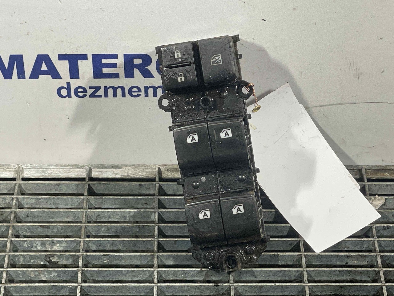 INTRERUPATOR GEAMURI TOYOTA HILUX - - (2015 2020)