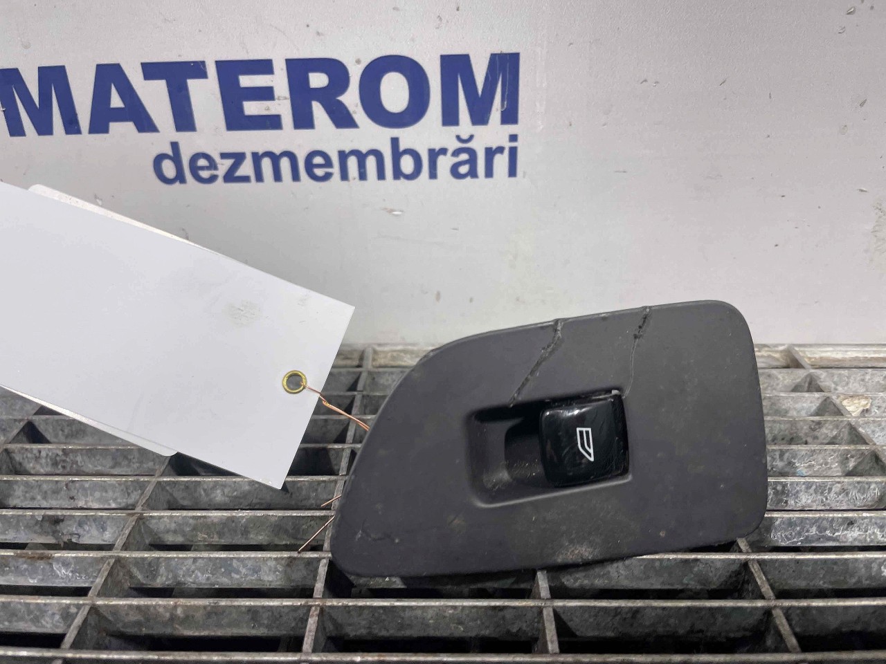INTRERUPATOR GEAMURI VOLVO XC 90 - - (2015 2022)