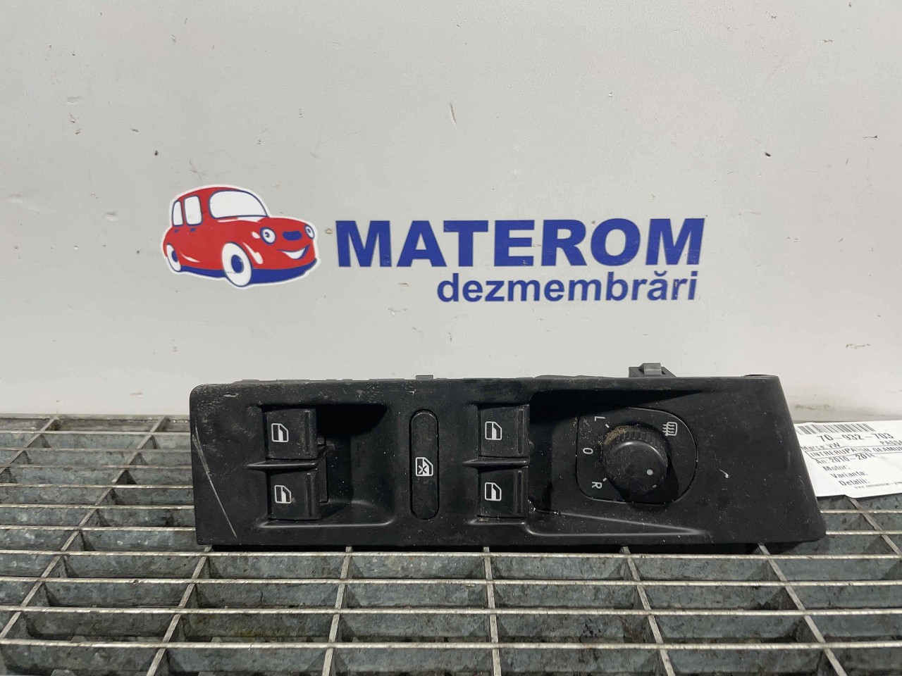 INTRERUPATOR GEAMURI VW PASSAT - - (2010 2014)