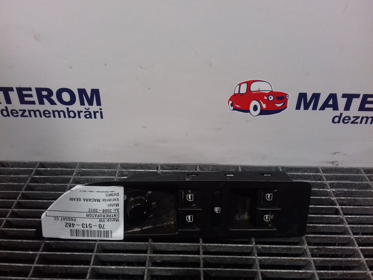 INTRERUPATOR GEAMURI VW PASSAT CC - - (2008 2012)