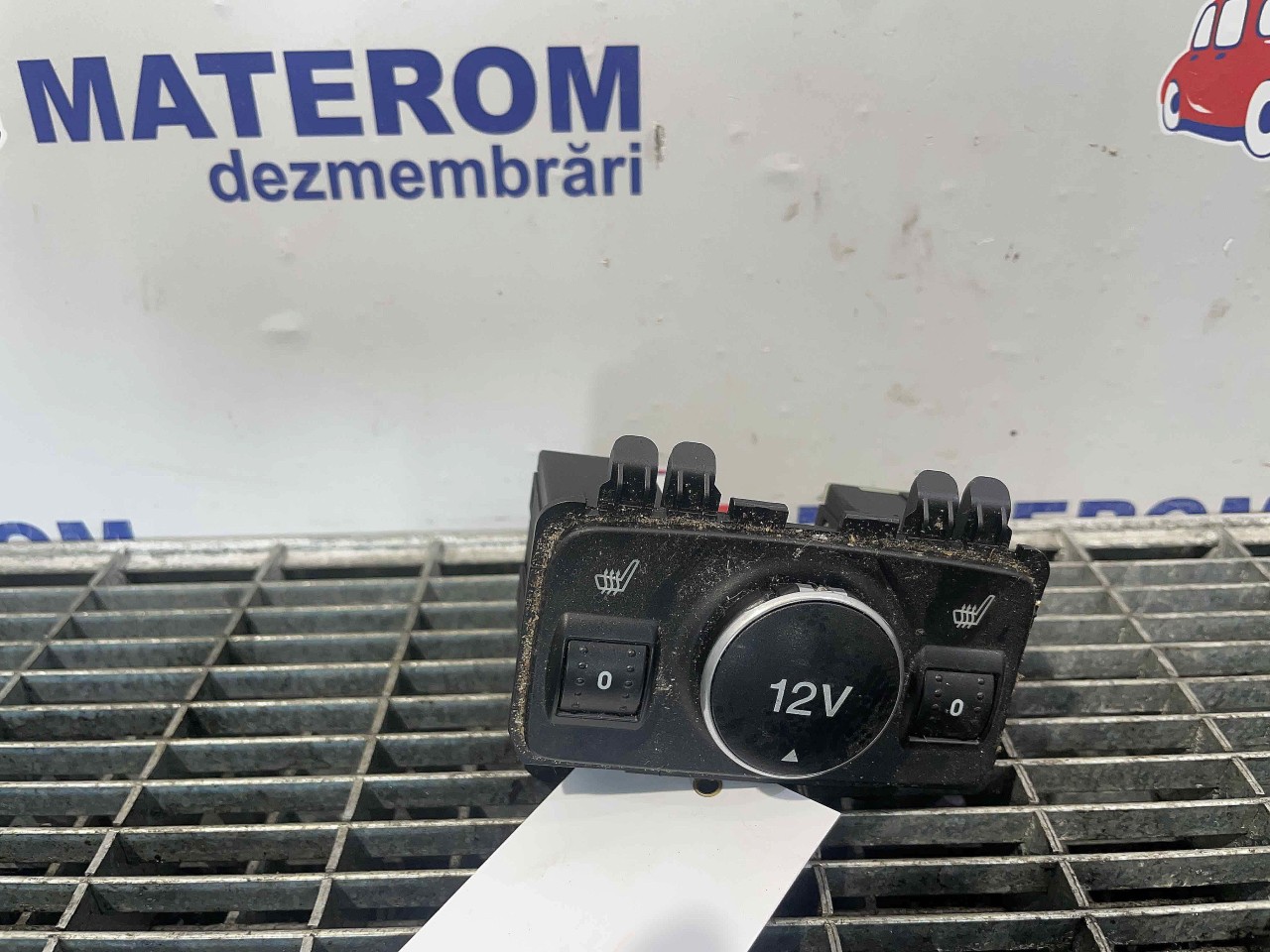 INTRERUPATOR INCALZIRE SCAUNE FORD KUGA - - (2012 2019)