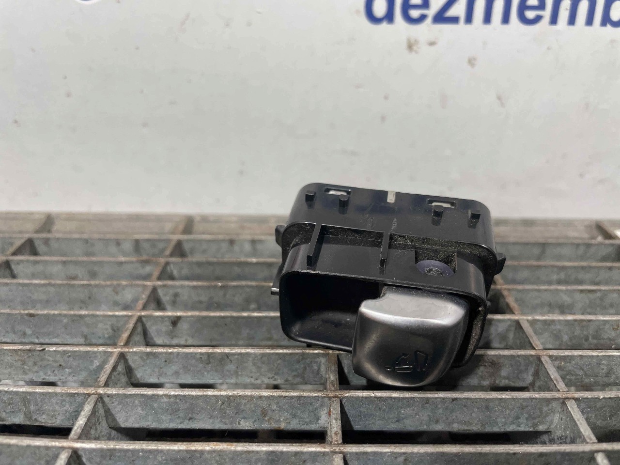 INTRERUPATOR INCALZIRE SCAUNE MERCEDES C-CLASS - - (2014 2018)