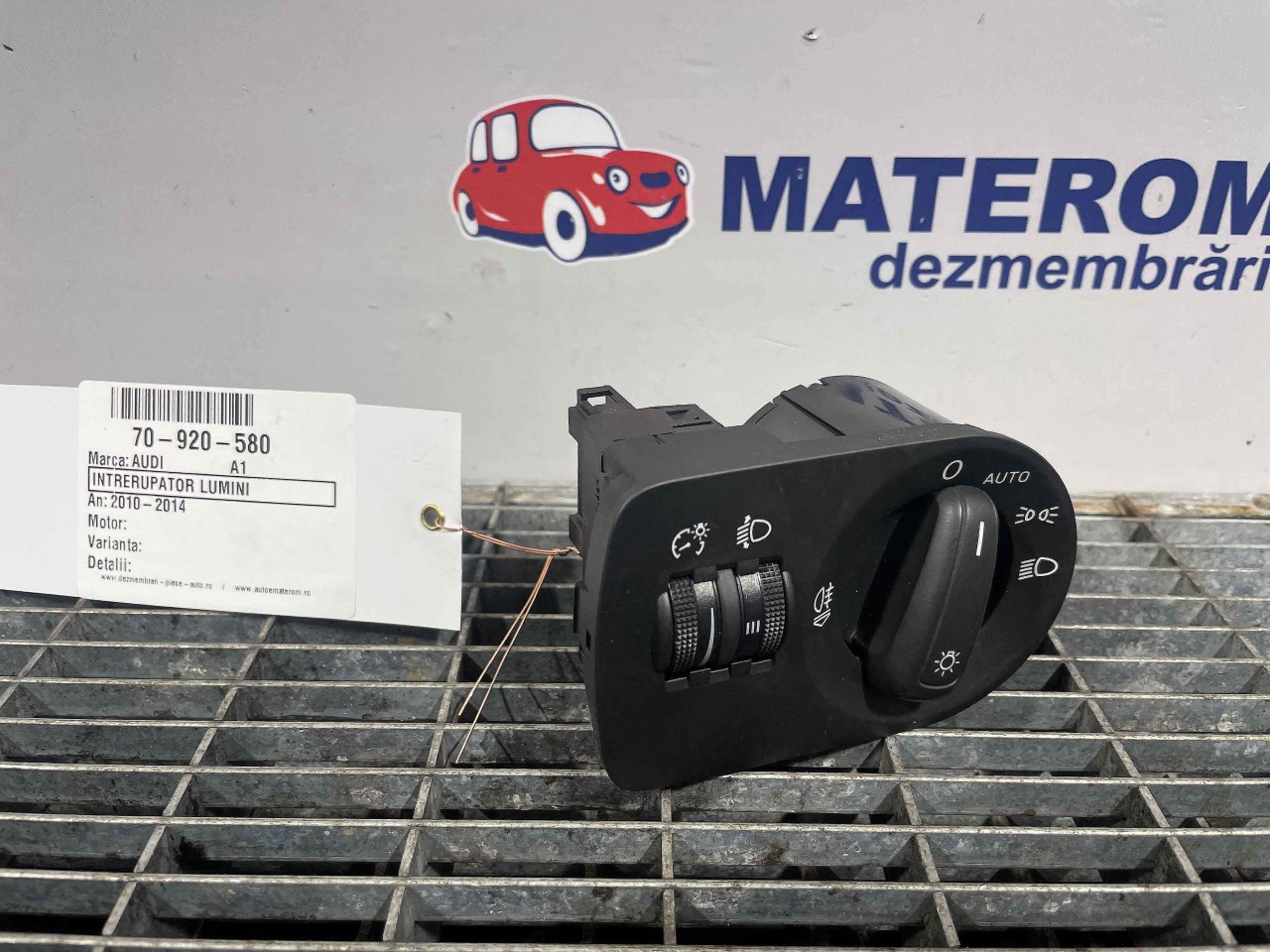 INTRERUPATOR LUMINI AUDI A1 - - (2010 2014)