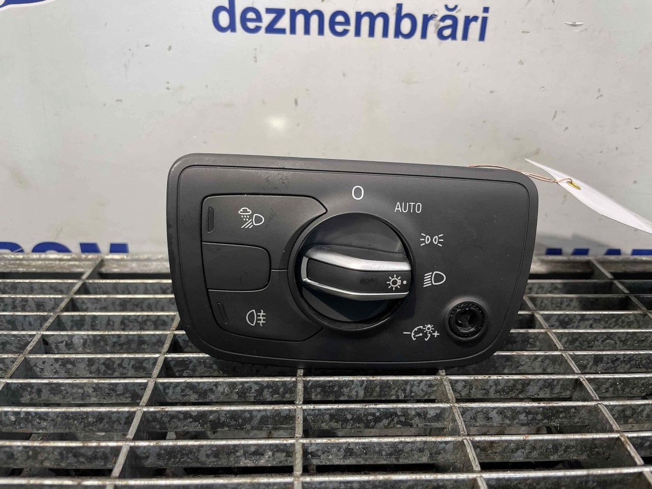 INTRERUPATOR LUMINI AUDI A6 - - (2011 2015)