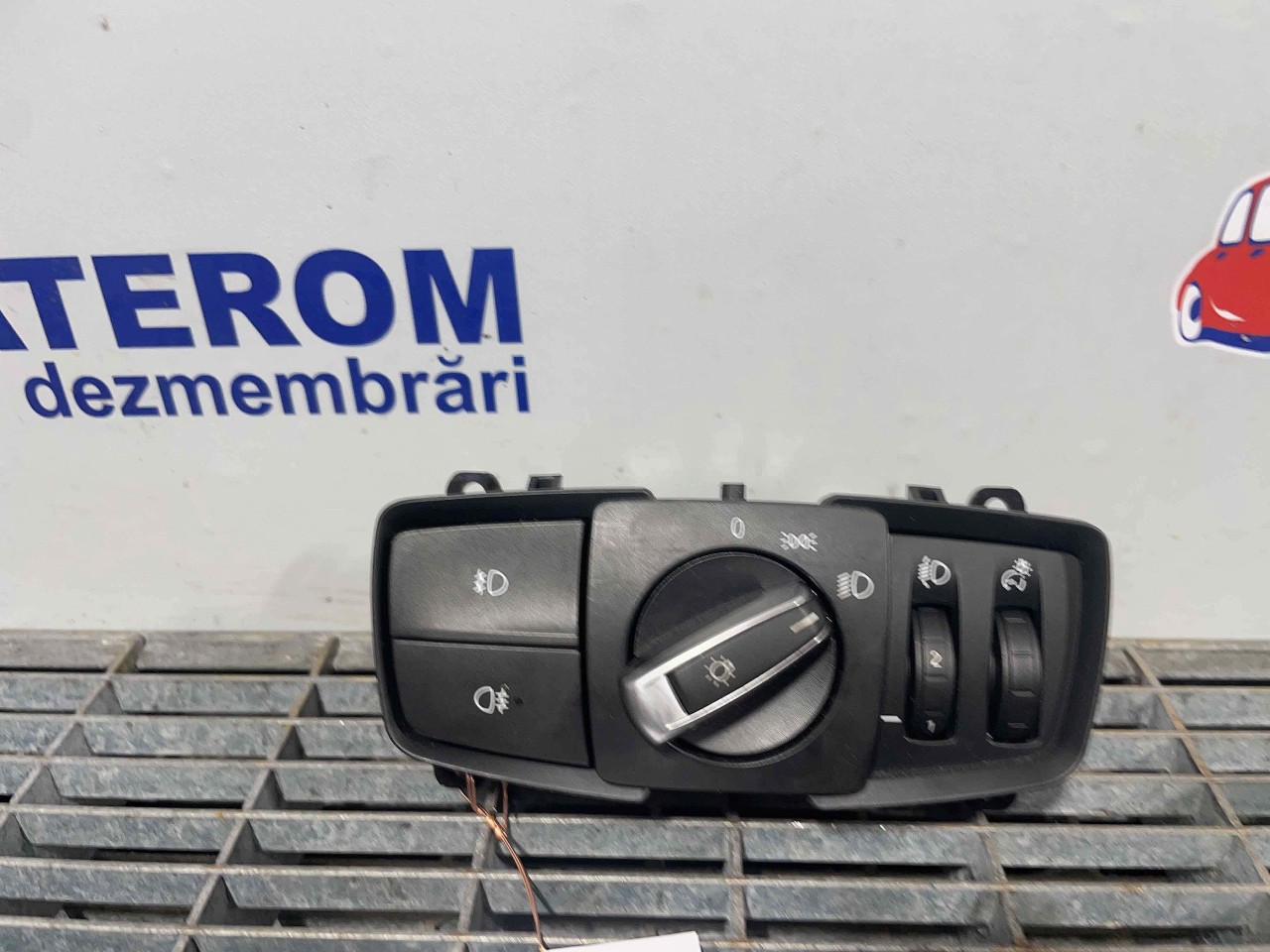 INTRERUPATOR LUMINI BMW SERIA 1 F20 SERIA 1 F20 - - (2011 2015)