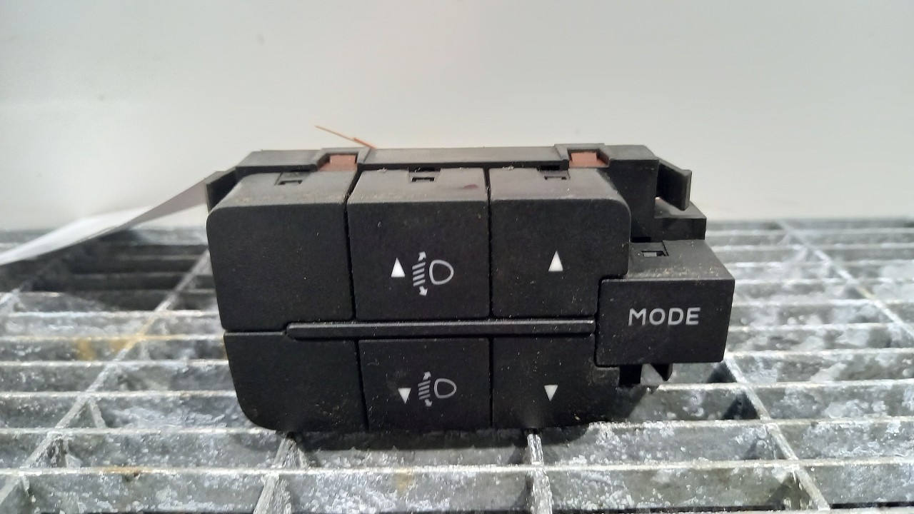 INTRERUPATOR LUMINI CITROEN JUMPER - - (2010 2014)