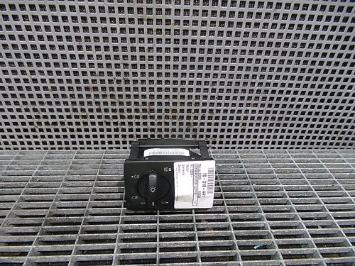 INTRERUPATOR LUMINI FORD FOCUS - - (2008 2010)