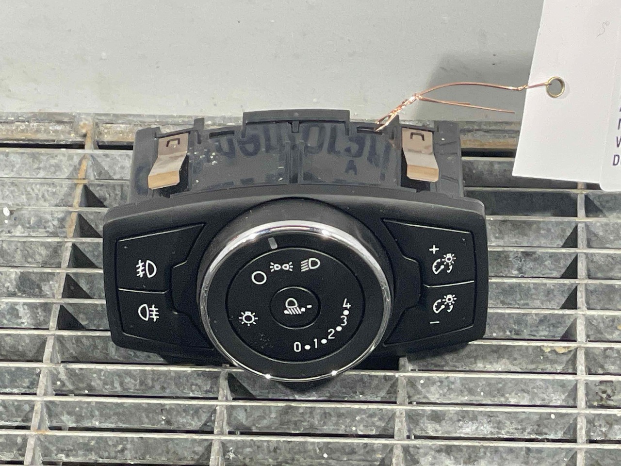 INTRERUPATOR LUMINI FORD FOCUS FOCUS - - (2011 2014)
