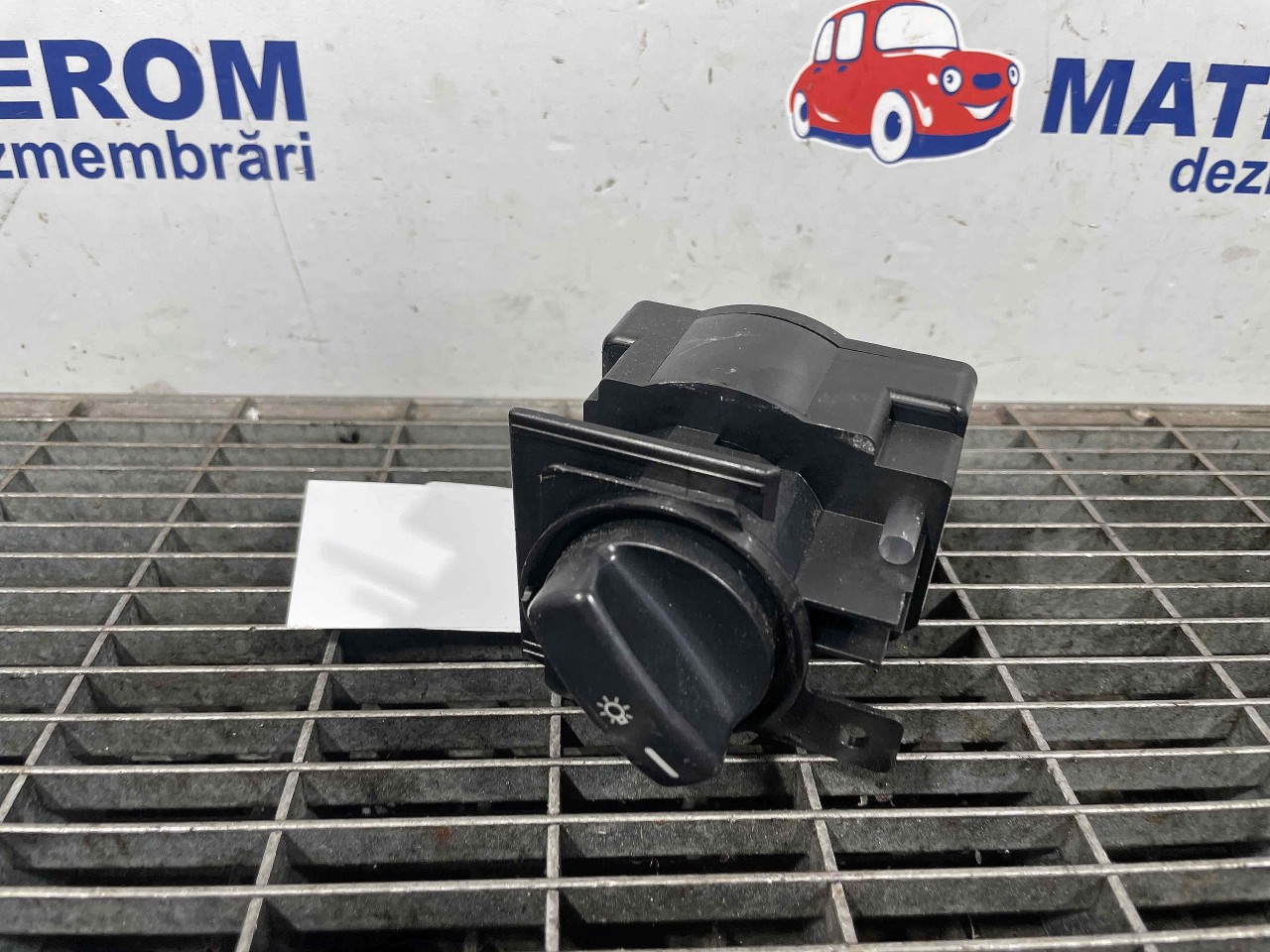 INTRERUPATOR LUMINI MERCEDES A-CLASS - - (2004 2012)