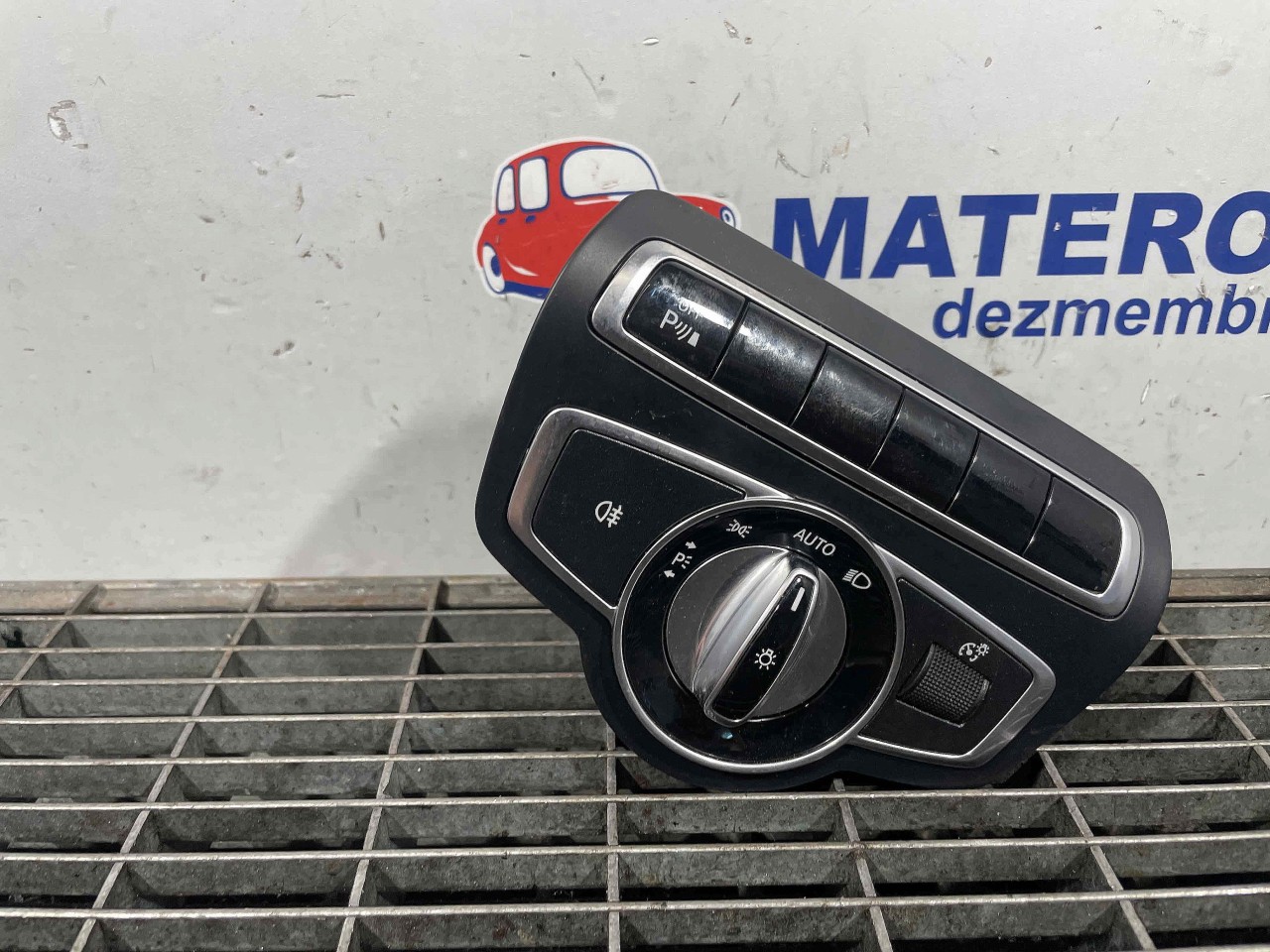 INTRERUPATOR LUMINI MERCEDES C-CLASS - - (2014 2018)