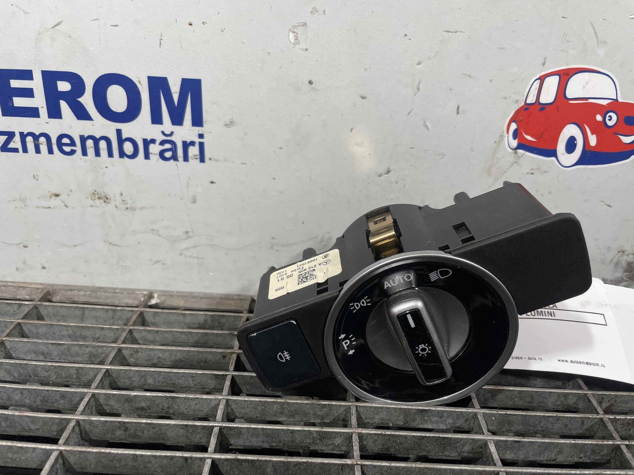 INTRERUPATOR LUMINI MERCEDES CLA - - (20