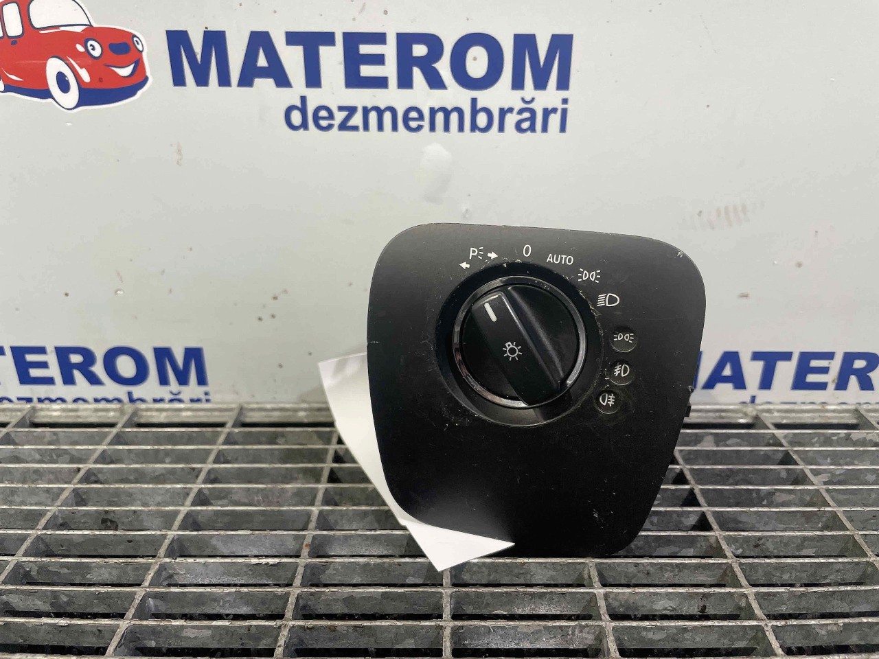 INTRERUPATOR LUMINI MERCEDES CLS CLS - - (2004 2010)