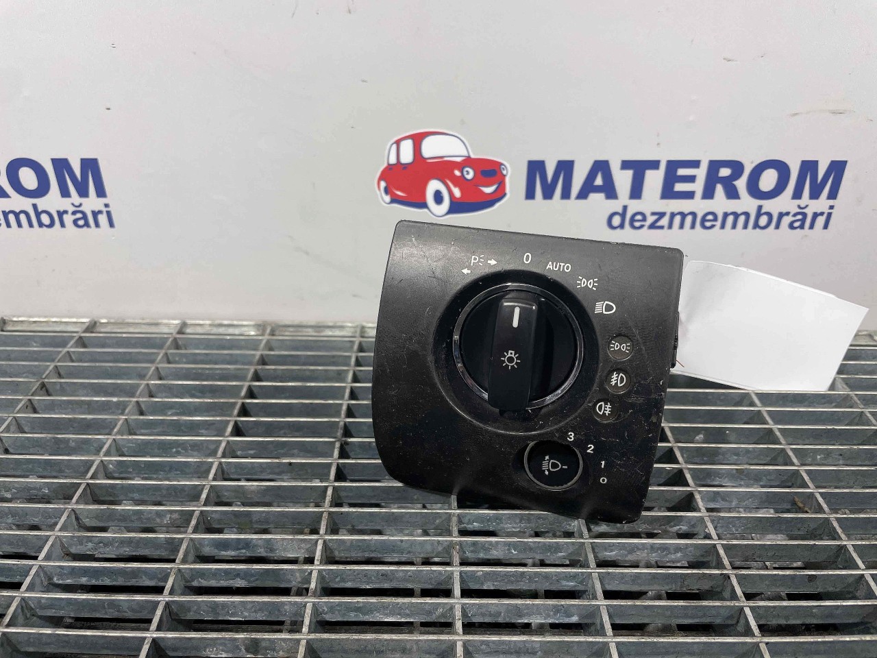 INTRERUPATOR LUMINI MERCEDES ML ML - - (2008 2011)