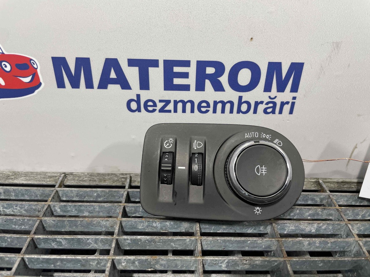 INTRERUPATOR LUMINI OPEL ASTRA K - - (2015 2021)