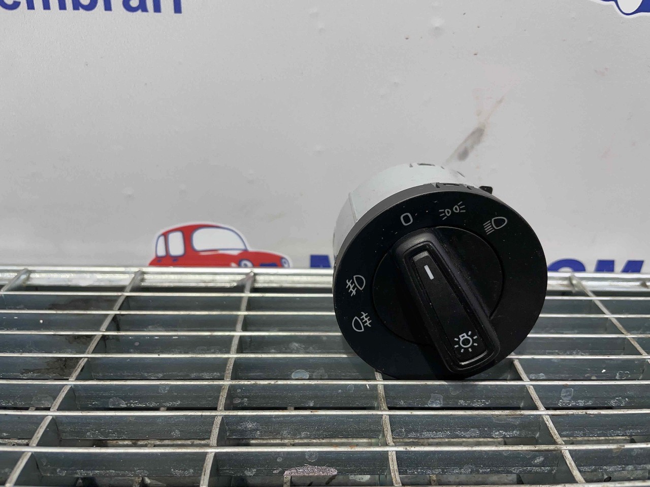 INTRERUPATOR LUMINI SKODA OCTAVIA - - (2017 2019)