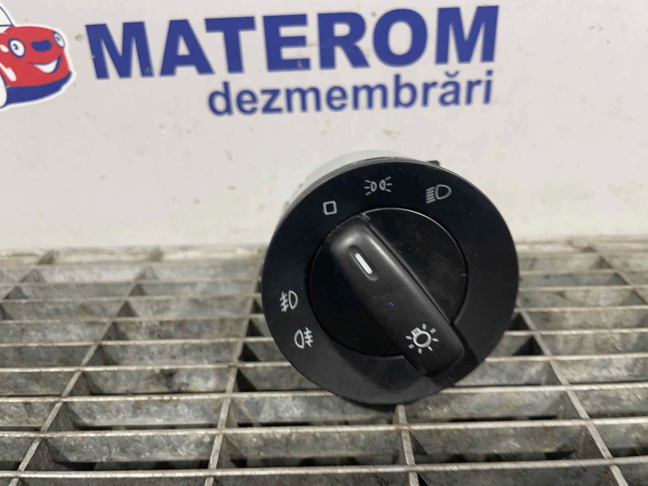 INTRERUPATOR LUMINI SKODA YETI - - (2009 2017)