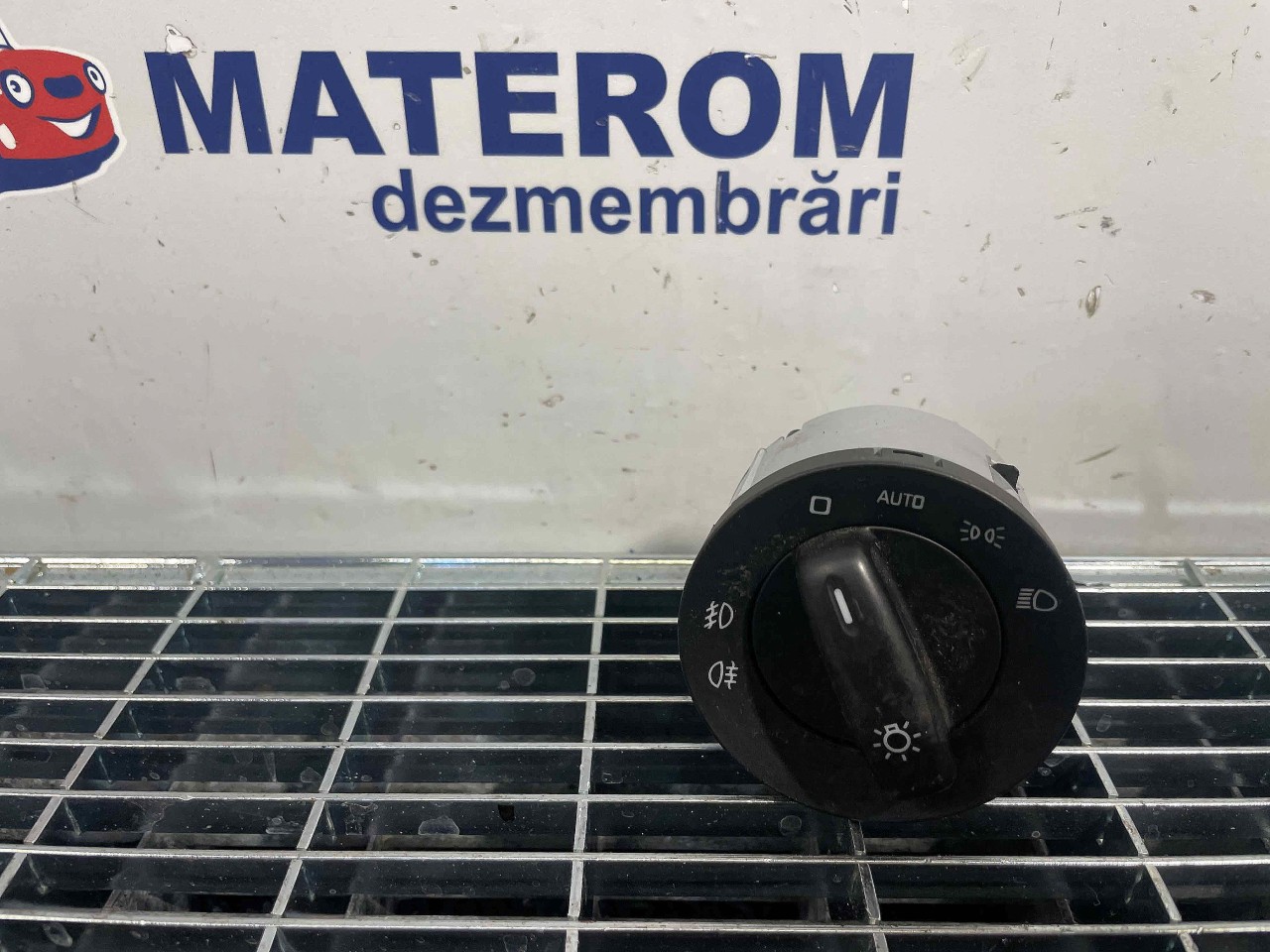 INTRERUPATOR LUMINI SKODA YETI - - (2009 2017)