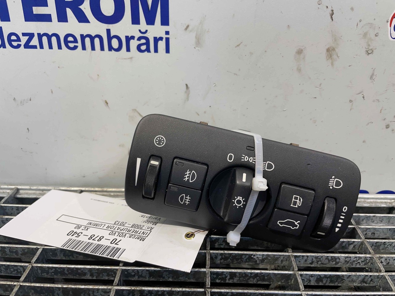 INTRERUPATOR LUMINI VOLVO XC 60 XC 60 - - (2008 2013)