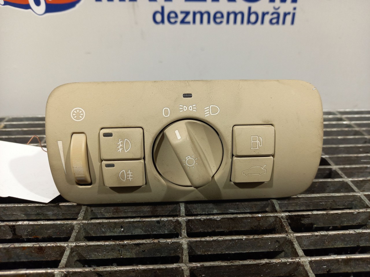 INTRERUPATOR LUMINI VOLVO XC 60 XC 60 - - (2008 2014)