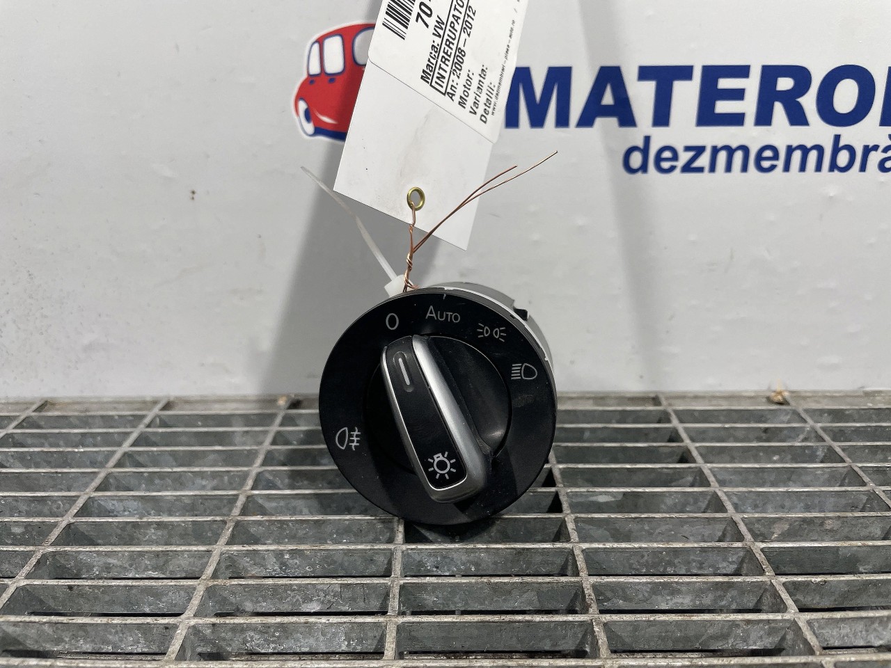 INTRERUPATOR LUMINI VW GOLF VI - - (2008 2012)
