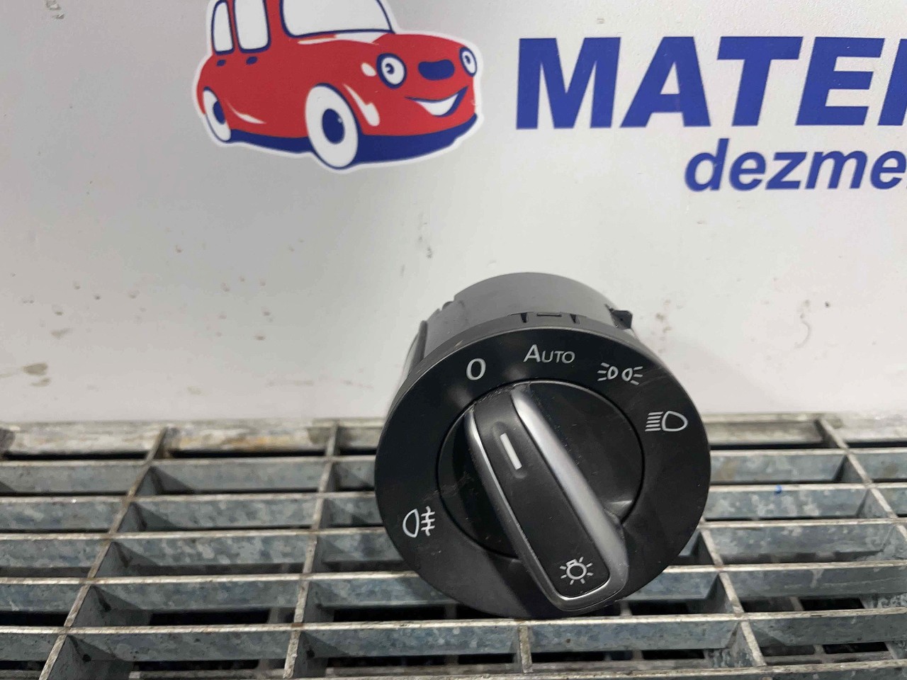 INTRERUPATOR LUMINI VW GOLF VI - - (2008 2012)