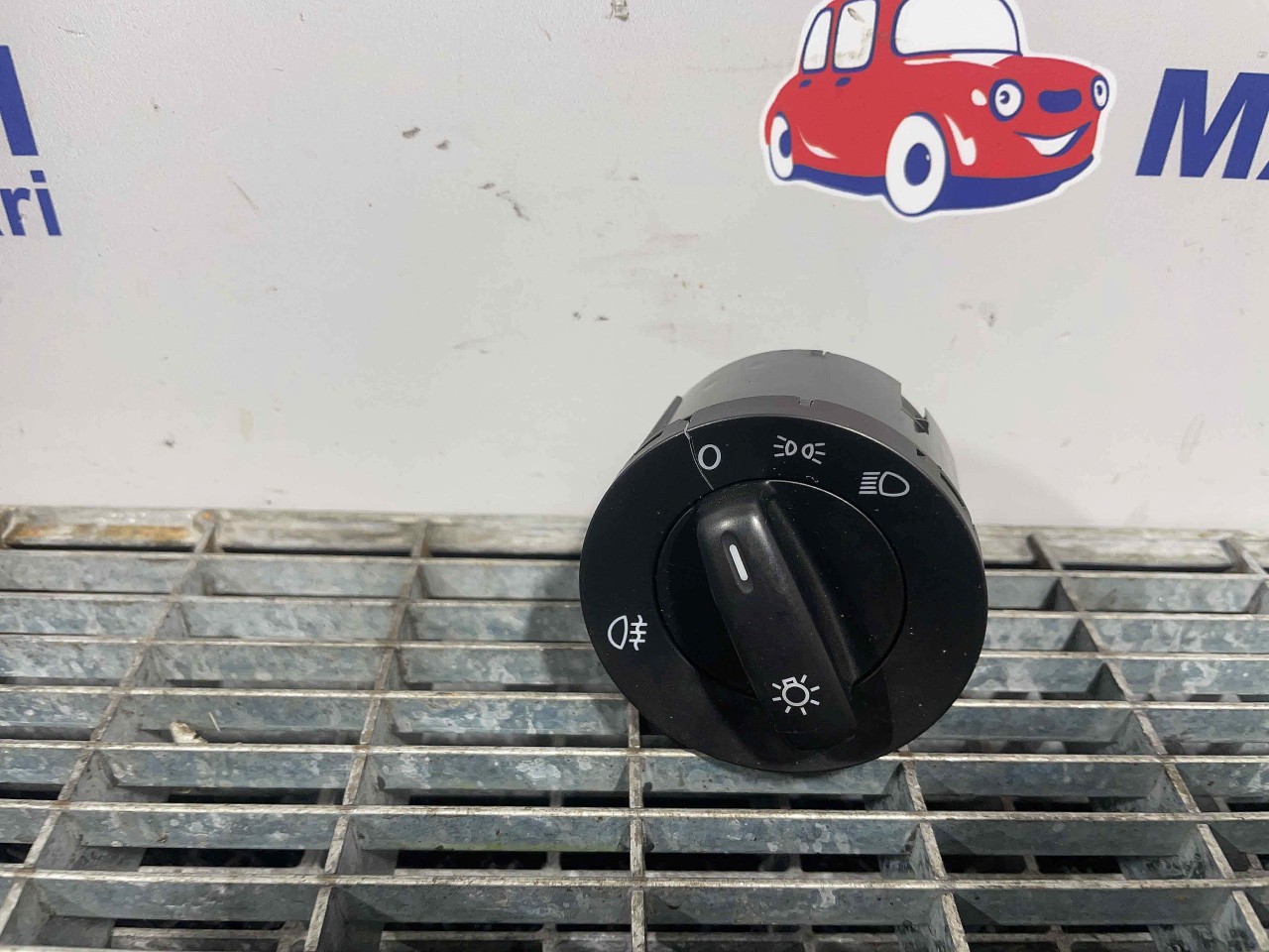 INTRERUPATOR LUMINI VW GOLF VI GOLF VI - - (2008 2012)