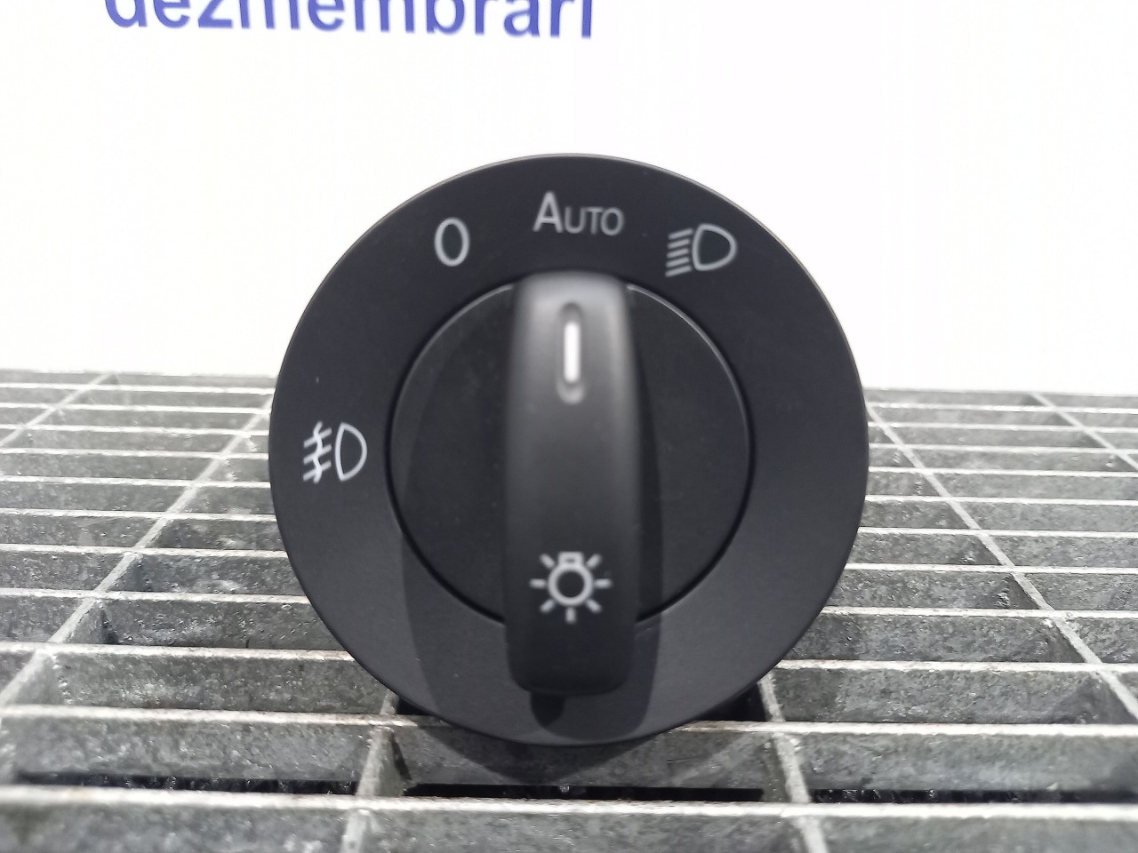 INTRERUPATOR LUMINI VW GOLF VI GOLF VI - - (2008 2012)