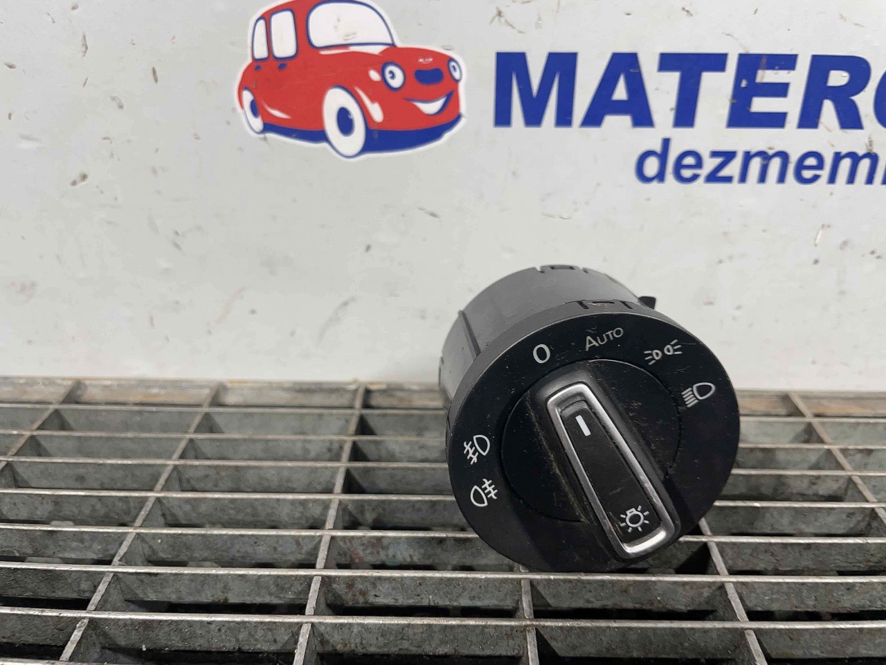 INTRERUPATOR LUMINI VW GOLF VII - - (2012 2016)