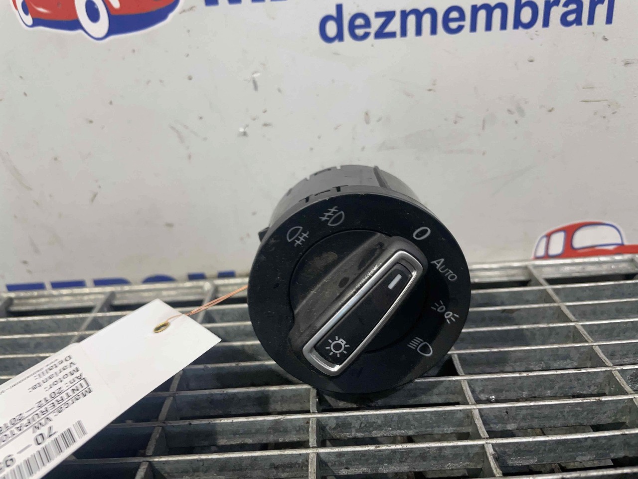 INTRERUPATOR LUMINI VW GOLF VII GOLF VII - - (2012 2016)