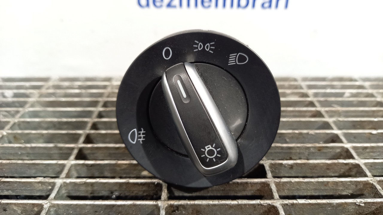 INTRERUPATOR LUMINI VW PASSAT - - (2010 2014)