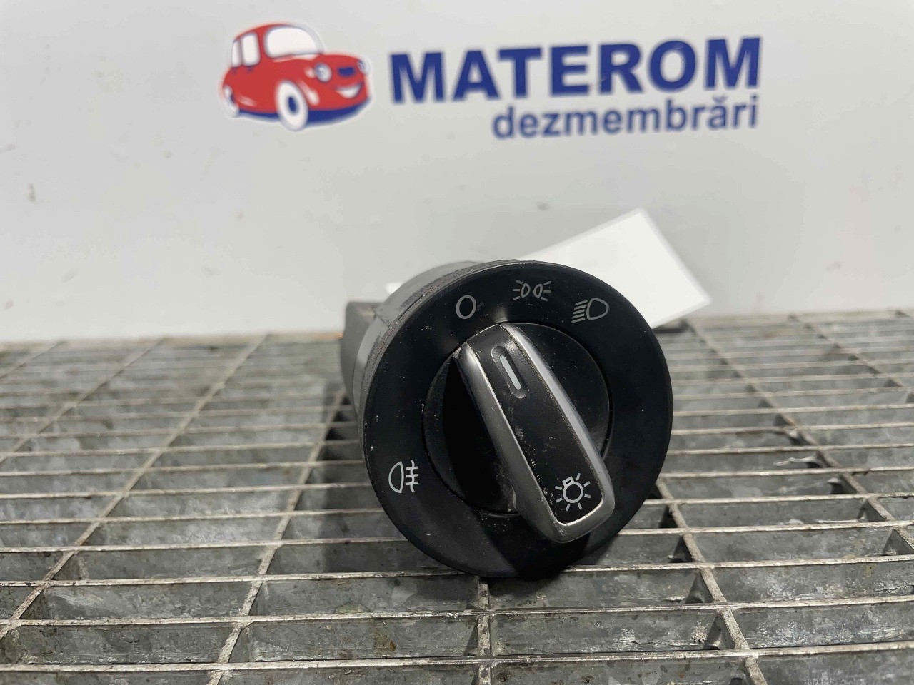 INTRERUPATOR LUMINI VW POLO - - (2009 20