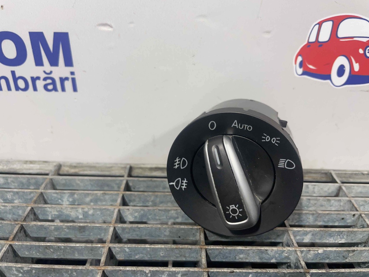 INTRERUPATOR LUMINI VW TIGUAN TIGUAN - - (2010 2015)