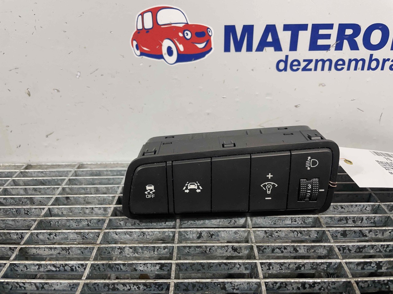 INTRERUPATOR MENTINERE BANDA HYUNDAI TUCSON - - (2015 2019)