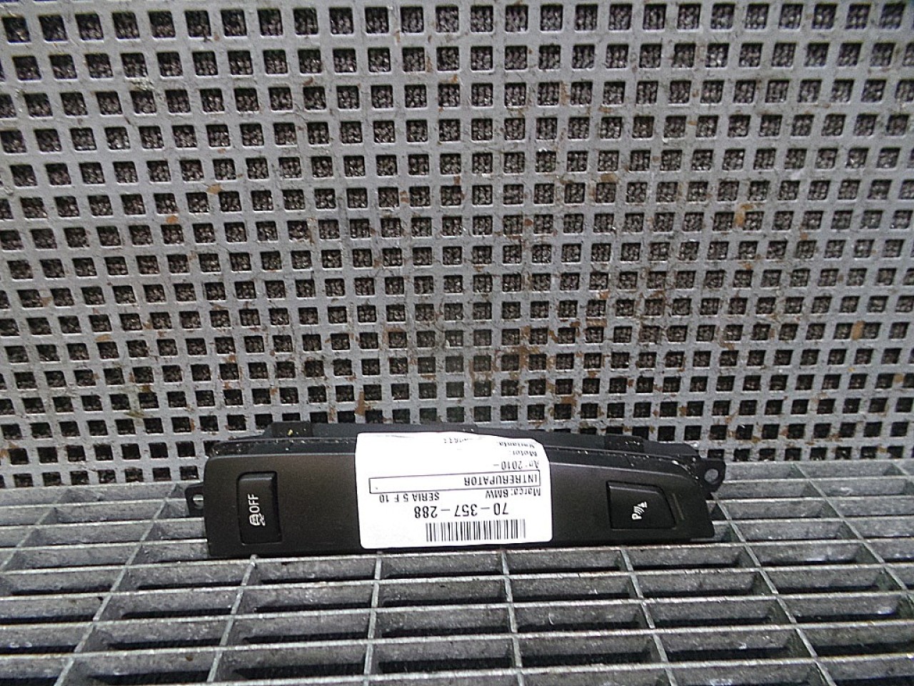 INTRERUPATOR PARKTRONIC BMW SERIA 5 F 10 - - (2010 2014)