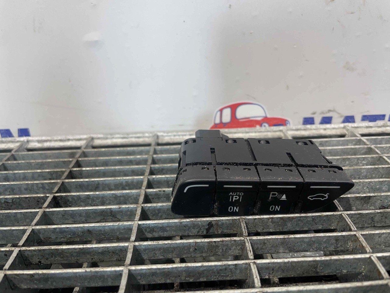INTRERUPATOR PARKTRONIC FORD KUGA KUGA - - (2012 2019)
