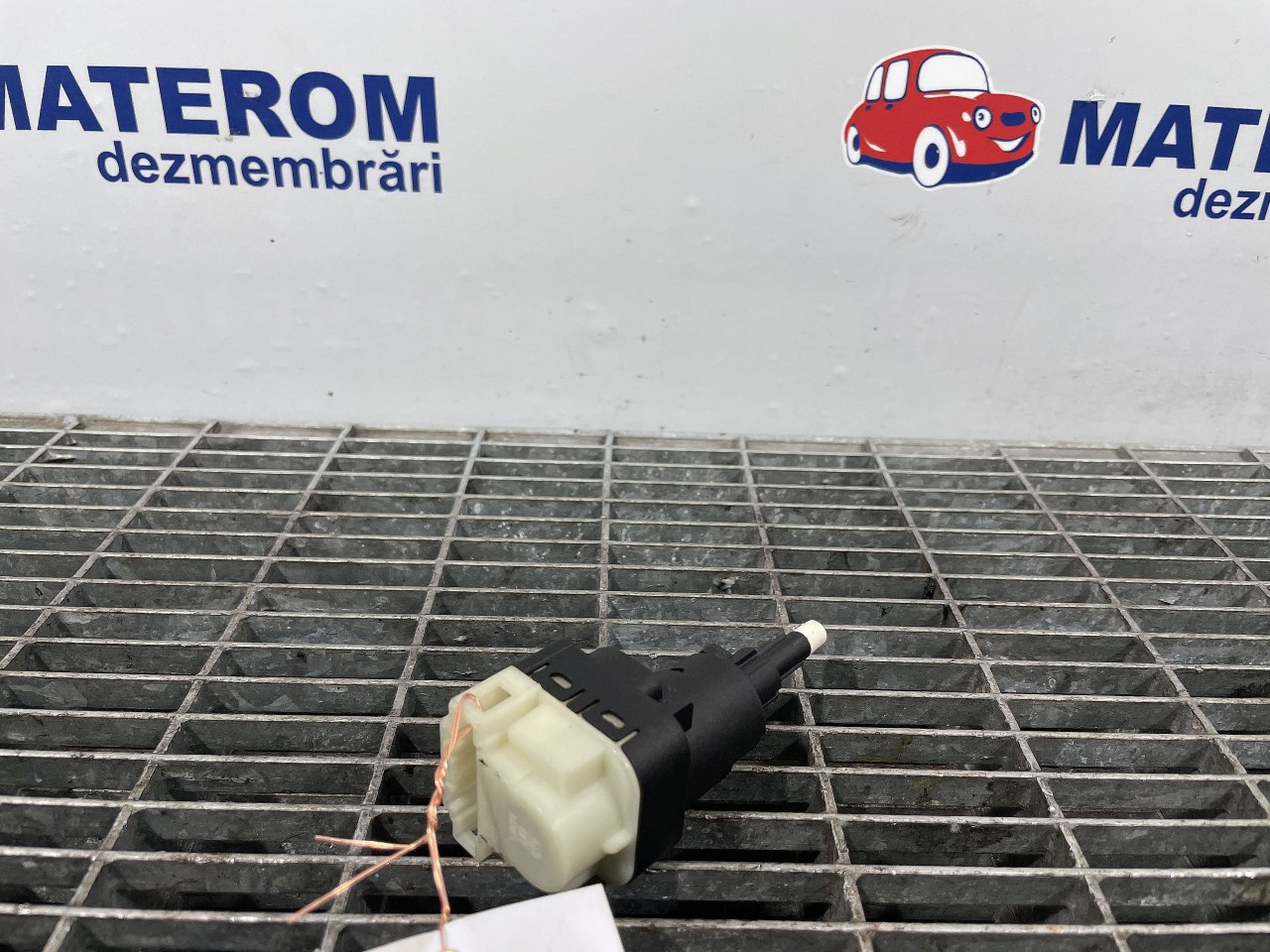 INTRERUPATOR PEDALA AMBREIAJ SEAT EXEO EXEO - - (2008 2013)