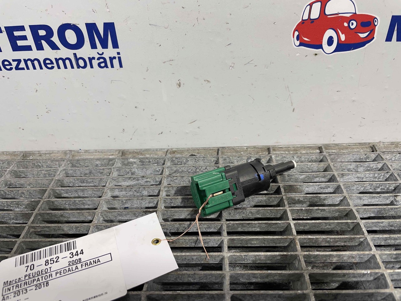 INTRERUPATOR PEDALA FRANA PEUGEOT 2008 - - (2013 2018)
