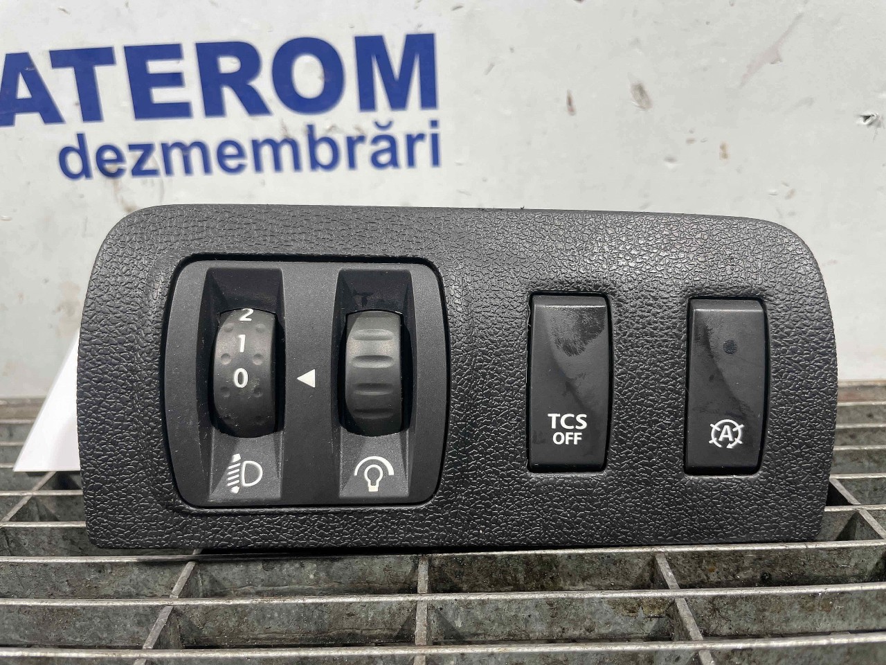 INTRERUPATOR REGLAJ FARURI RENAULT MEGANE - - (2012 2016)