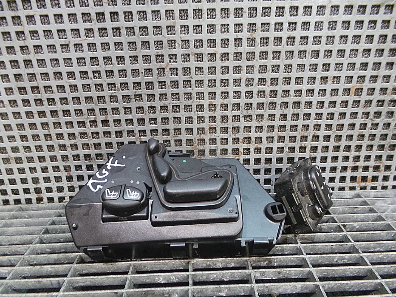 INTRERUPATOR REGLAJ SCAUN MERCEDES S-CLASS - - (1998 2005)