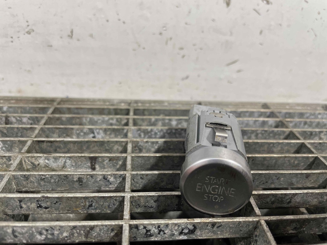 INTRERUPATOR START /STOP AUDI A4 - - (2007 2011)