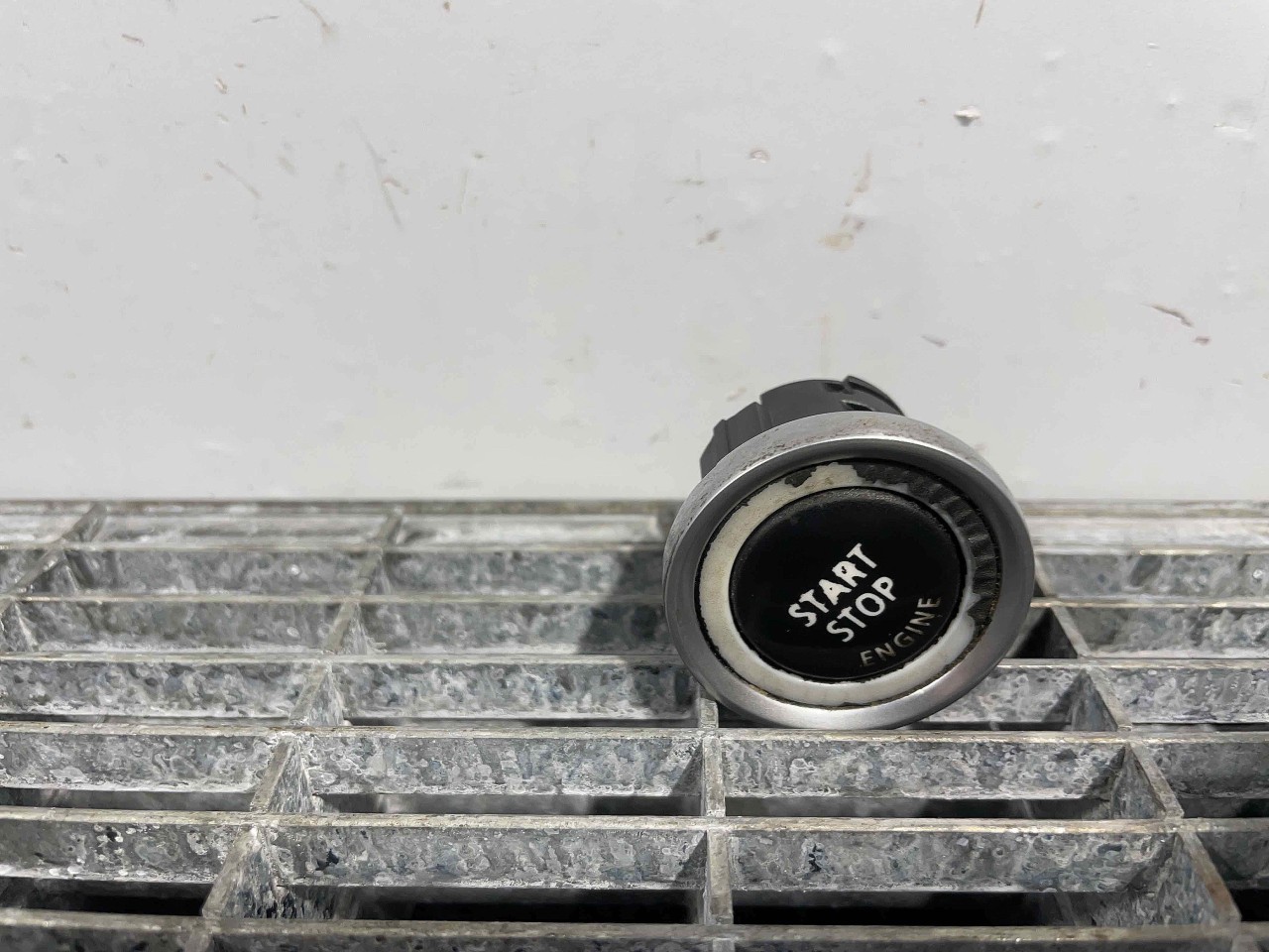 INTRERUPATOR START /STOP BMW SERIA 3 E 90 - - (2007 2012)