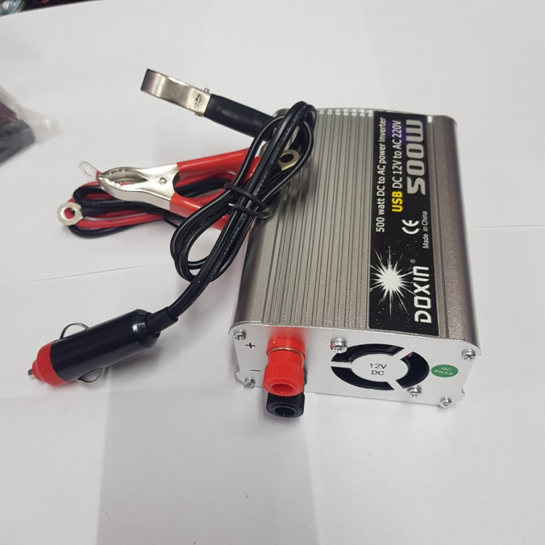 Invertor Auto 12v la 220v de 500w
