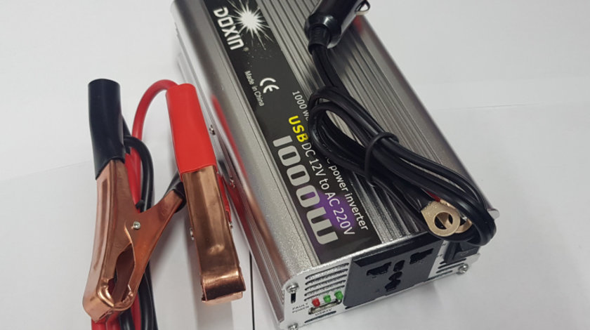 Invertor de tensiune 12v-220v putere 1000W