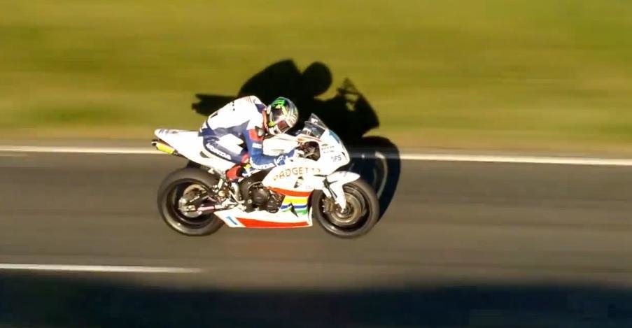 Isle of Speed: un alt clip senzational plin de viteza despre Isle of Man si cursa moto