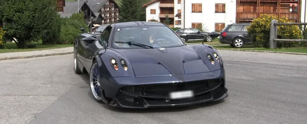 Italienii de la Pagani scot masini unicat pe banda rulanta. Cea mai recenta a fost botezata Huayra Futura si arata demential