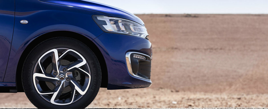 Iti mai aduci aminte de el? Modelul care a vrut sa fure clientii Loganului a primit recent un facelift Iti mai aduci aminte de el? Modelul care a vrut sa fure clientii Loganului a primit recent un facelift