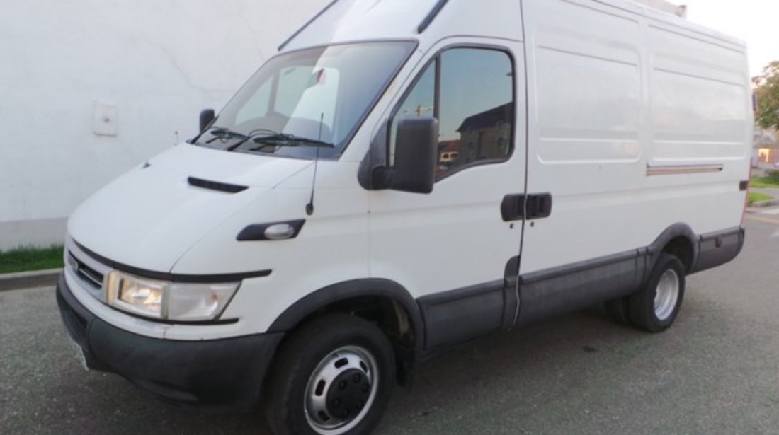 IVECO Daily 35C12 HPi Duba Autoutilitara